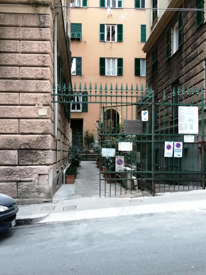 Artroom In Appartment Genoa Exterior photo